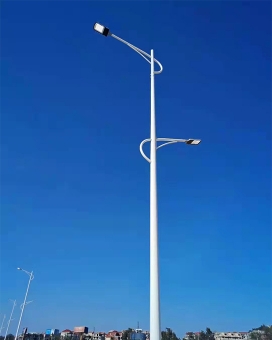 阿里双臂路灯